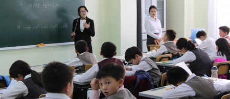 БОЛОВСРОЛЫН САЛБАРЫН АЛБАН ХААГЧИЙН  МЭРГЭЖИЛ, УР ЧАДВАРЫН УРАЛДААНЫГ ЗАРЛА ...