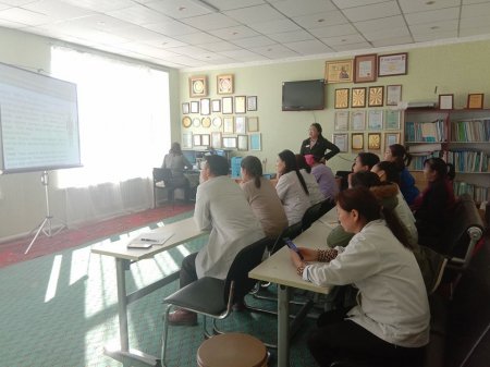 ХАЛХГОЛ СУМЫН ХАМТАРСАН БАГААС ТӨРИЙН АЛБАН ХААГЧДАД СУРГАЛТ ЗОХИОН БАЙГУУЛЛАА