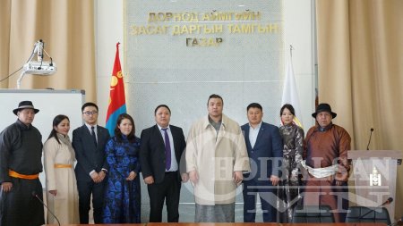 ДОРНОД: Кирибаяма Б.Лхагвасүрэнг хүлээн авч, хүндэтгэл үзүүлэв