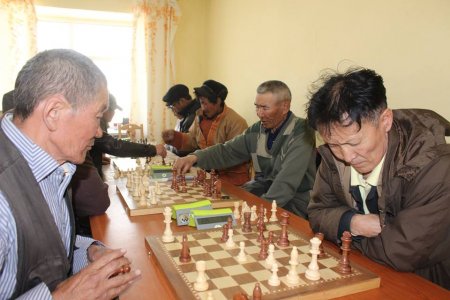 Дорнод аймгийн Дашбалбар суманд С.Зоригийн нэрэмжит шатрын тэмцээн зохион явагдаж аваргуудаа тодруулжээ