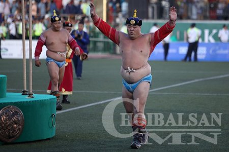 Дорнод аймагт шинэ аваргыг барилдуулсангүй