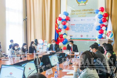 Эрүүл мэндийн сайд С.Энхболд Дорнод аймагт ажиллаж байна